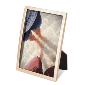 UMBRA SENZA PHOTO FRAME 5”7”. New